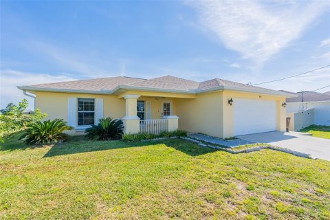 Villa ou maison à vendre à Cape Coral, Floride: 3 chambres, 135.92 m2 № 1260617 - photo 2