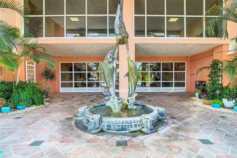 Condominio en venta en New Port Richey, Florida, 3 dormitorios, 139.35 m2 № 1317108 - foto 2