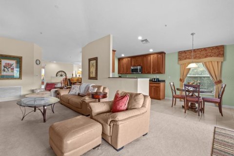 Condo in Davenport, Florida, 2 bedrooms  № 1317109 - photo 6