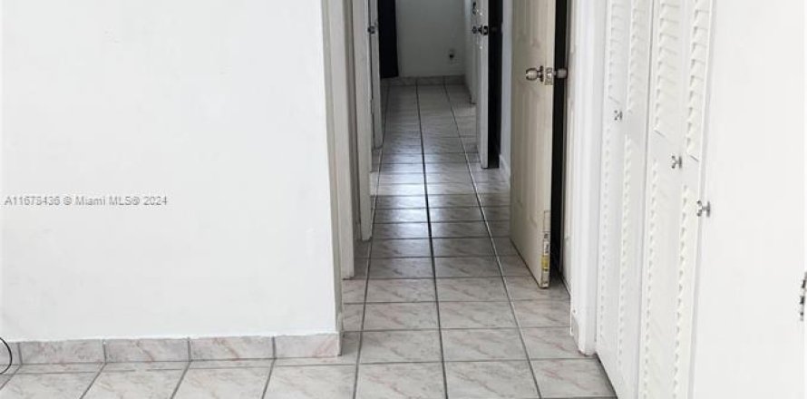 Condo à North Miami Beach, Floride, 2 chambres  № 1407613