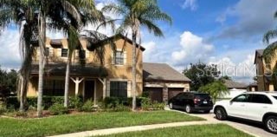 House in Kissimmee, Florida 5 bedrooms, 333.52 sq.m. № 1431074