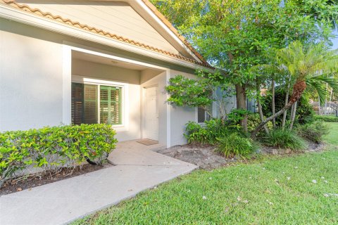 Casa en venta en Deerfield Beach, Florida, 3 dormitorios, 138.89 m2 № 1222730 - foto 12