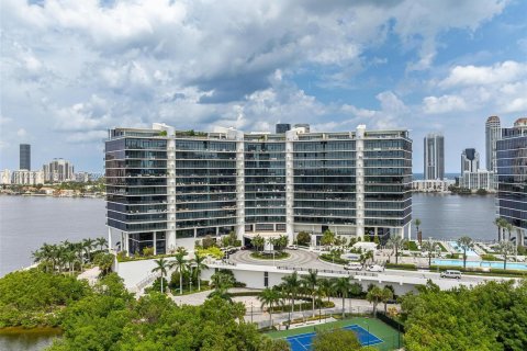 Condo in Aventura, Florida, 2 bedrooms  № 1316118 - photo 5