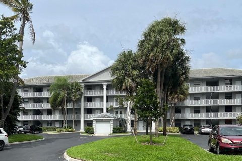 Copropriété à vendre à Davie, Floride: 2 chambres, 128.67 m2 № 1315970 - photo 2