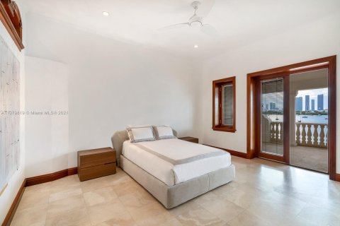 Casa en venta en Miami Beach, Florida, 5 dormitorios, 565.77 m2 № 7143 - foto 23