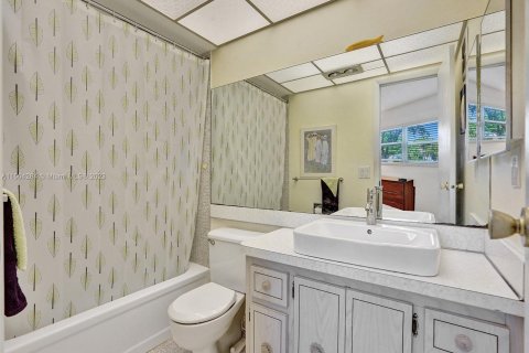 Condominio en venta en Lauderdale Lakes, Florida, 2 dormitorios, 87.7 m2 № 919594 - foto 19