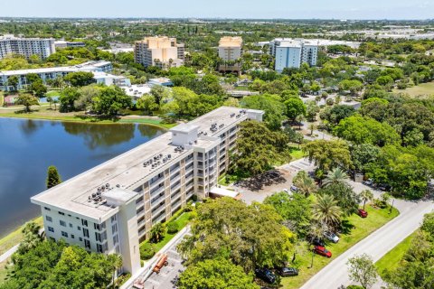 Copropriété à vendre à Pompano Beach, Floride: 2 chambres, 98.85 m2 № 1187296 - photo 8