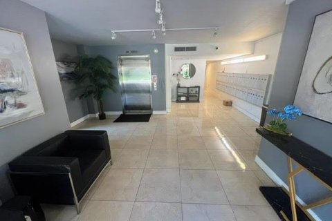 Copropriété à vendre à Pompano Beach, Floride: 2 chambres, 98.85 m2 № 1187296 - photo 28