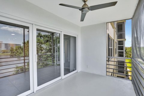 Copropriété à vendre à Pompano Beach, Floride: 2 chambres, 98.85 m2 № 1187296 - photo 29