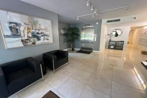 Copropriété à vendre à Pompano Beach, Floride: 2 chambres, 98.85 m2 № 1187296 - photo 27