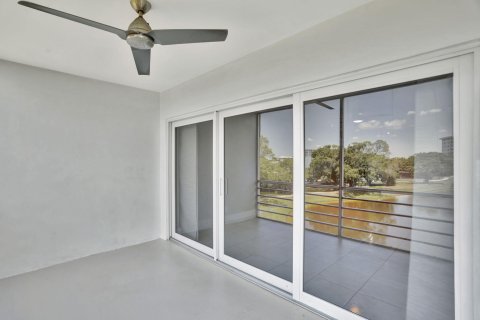 Copropriété à vendre à Pompano Beach, Floride: 2 chambres, 98.85 m2 № 1187296 - photo 30