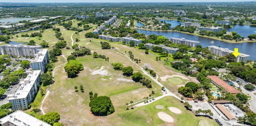 Condo à Pompano Beach, Floride, 2 chambres  № 1187296