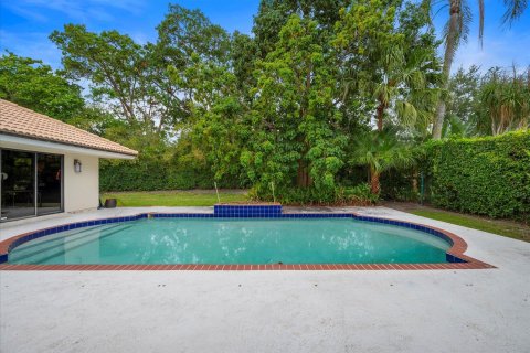 House in Palm Beach Gardens, Florida 4 bedrooms, 227.52 sq.m. № 1187298 - photo 17