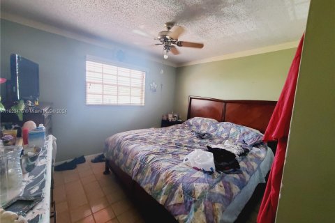 Casa en venta en Miami, Florida, 3 dormitorios, 149.57 m2 № 1270203 - foto 4