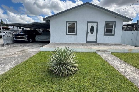 Propiedad comercial en venta en Miami, Florida № 1378566 - foto 5