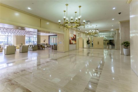 Condo in Miami Beach, Florida, 1 bedroom  № 1170685 - photo 2