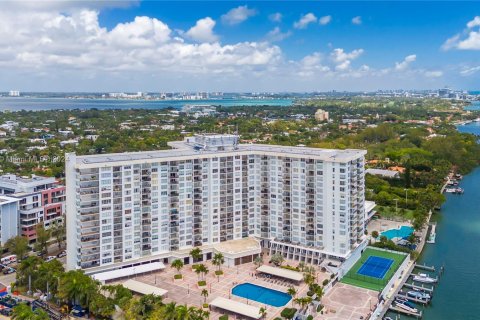 Copropriété à vendre à Miami Beach, Floride: 1 chambre, 76.18 m2 № 1170685 - photo 28