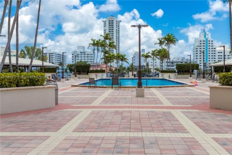 Condominio en venta en Miami Beach, Florida, 1 dormitorio, 76.18 m2 № 1170685 - foto 25