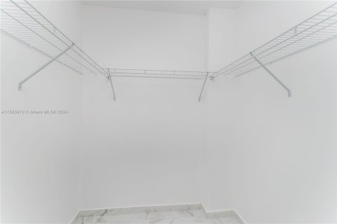 Copropriété à vendre à Miami Beach, Floride: 1 chambre, 76.18 m2 № 1170685 - photo 15