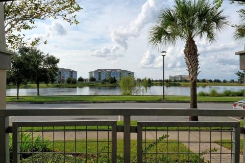 Villa ou maison à louer à Orlando, Floride: 3 chambres, 180.6 m2 № 1378238 - photo 2