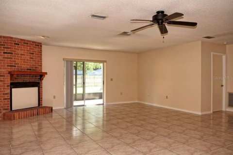 Villa ou maison à louer à Orlando, Floride: 3 chambres, 180.6 m2 № 1378238 - photo 3