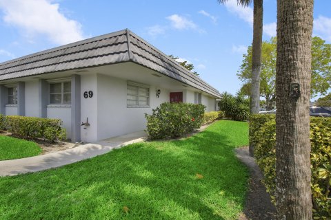 Villa ou maison à vendre à West Palm Beach, Floride: 2 chambres, 123.37 m2 № 1172568 - photo 5