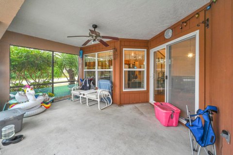 House in Palm Bay, Florida 3 bedrooms, 126.53 sq.m. № 1172542 - photo 27