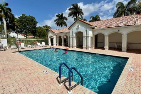 Villa ou maison à vendre à Delray Beach, Floride: 2 chambres, 115.76 m2 № 1221623 - photo 3