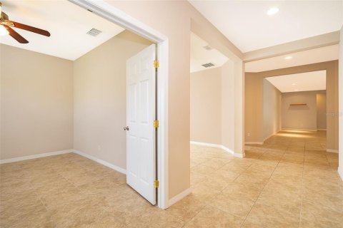 Casa en venta en Orlando, Florida, 4 dormitorios, 258.27 m2 № 1326235 - foto 5