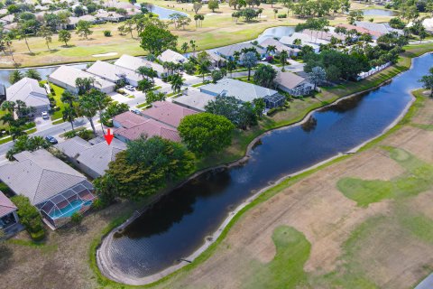 House in Lake Worth, Florida 3 bedrooms, 208.1 sq.m. № 1151916 - photo 1