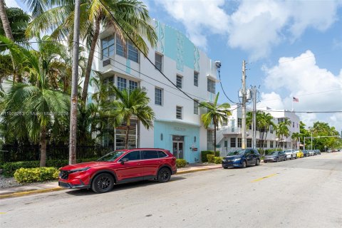 Condominio en venta en Miami Beach, Florida, 1 dormitorio, 49.89 m2 № 1291570 - foto 24