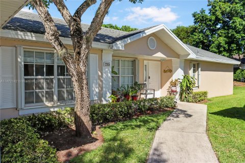 Casa en venta en Homestead, Florida, 3 dormitorios, 138.24 m2 № 783697 - foto 2