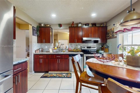 Casa en venta en Homestead, Florida, 3 dormitorios, 138.24 m2 № 783697 - foto 10
