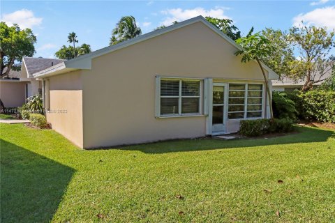 House in Homestead, Florida 3 bedrooms, 138.24 sq.m. № 783697 - photo 24