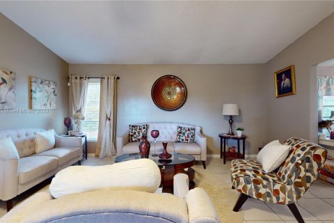 Casa en venta en Homestead, Florida, 3 dormitorios, 138.24 m2 № 783697 - foto 5