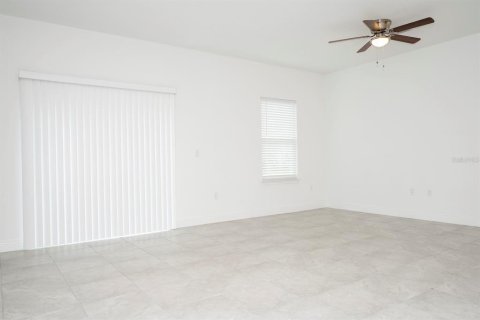 House in Ocala, Florida 4 bedrooms, 157.56 sq.m. № 1426900 - photo 25