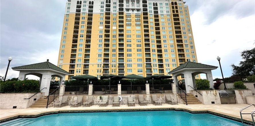 Condo in Tampa, Florida, 2 bedrooms  № 1364643