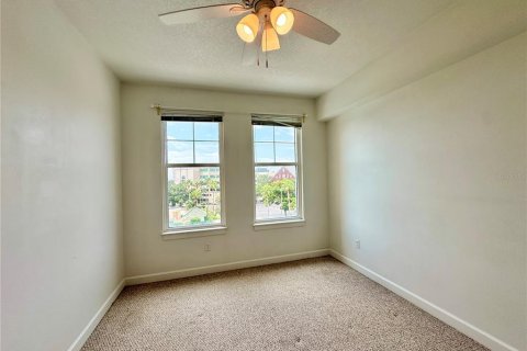 Copropriété à louer à Tampa, Floride: 2 chambres, 103.59 m2 № 1364643 - photo 16