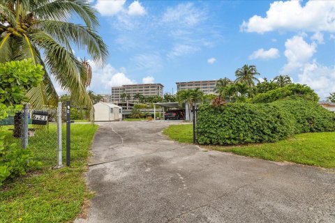 Villa ou maison à vendre à Miami, Floride: 2 chambres, 100.15 m2 № 1404343 - photo 1