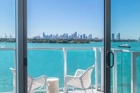 Condominio en venta en Miami Beach, Florida, 1 dormitorio, 64.66 m2 № 17645 - foto 3