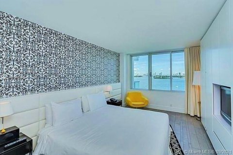 Condominio en venta en Miami Beach, Florida, 1 dormitorio, 64.66 m2 № 17645 - foto 4