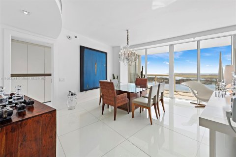 Condominio en venta en Miami Beach, Florida, 3 dormitorios, 199.28 m2 № 1372871 - foto 11