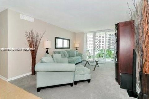 Copropriété à vendre à Hollywood, Floride: 2 chambres, 114.83 m2 № 1372872 - photo 7