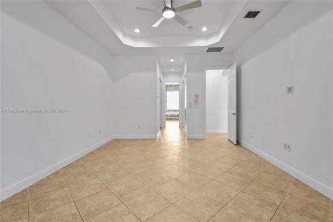 Villa ou maison à vendre à Miramar, Floride: 5 chambres, 312.24 m2 № 1372830 - photo 20