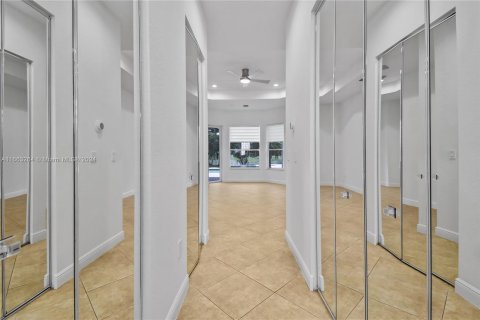 Villa ou maison à vendre à Miramar, Floride: 5 chambres, 312.24 m2 № 1372830 - photo 22