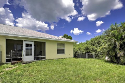 Duplex in Englewood, Florida 2 bedrooms, 95.97 sq.m. № 1296795 - photo 24