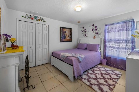 Villa ou maison à vendre à Kissimmee, Floride: 4 chambres, 193.33 m2 № 1296875 - photo 29