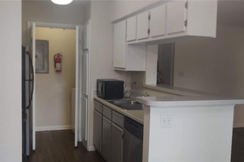 Condo in Orlando, Florida, 3 bedrooms  № 1249162 - photo 7