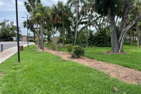 Terreno en venta en Englewood, Florida № 1249265 - foto 3