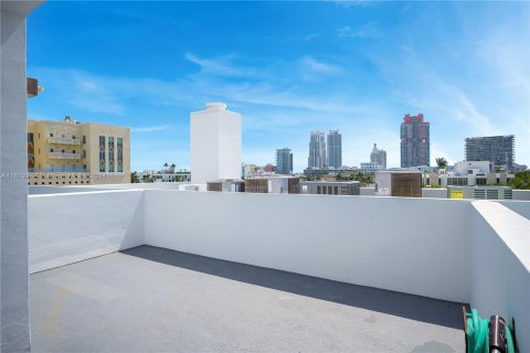 Condominio en venta en Miami Beach, Florida, 2 dormitorios, 88.44 m2 № 1236467 - foto 22